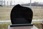 nagrobki_glowki_3.JPG (106701 bytes)